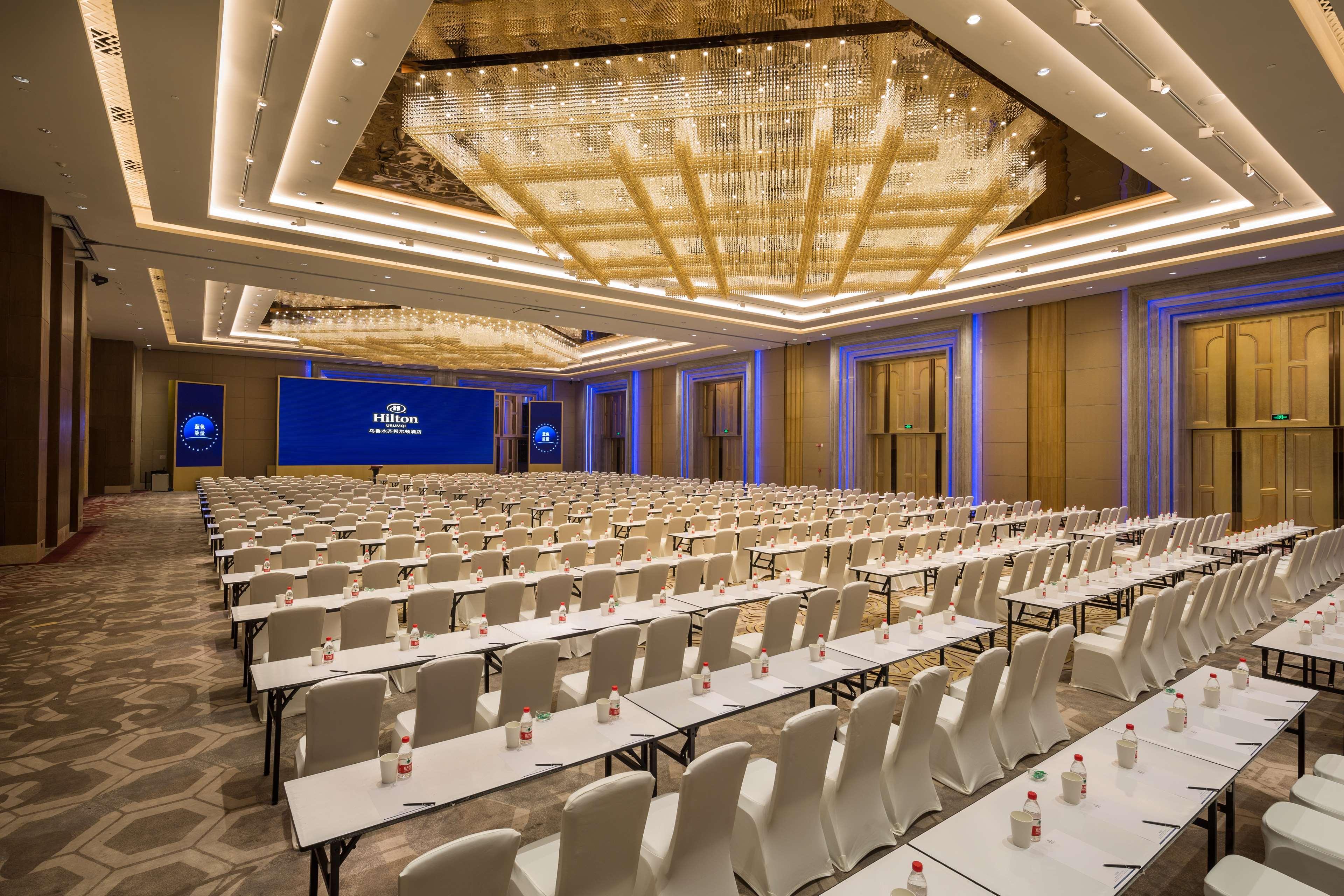 Hilton Urumči Exteriér fotografie